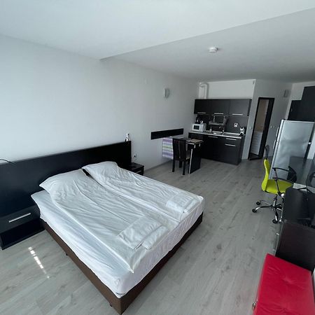 Day Dream Apartment Burgas Bagian luar foto