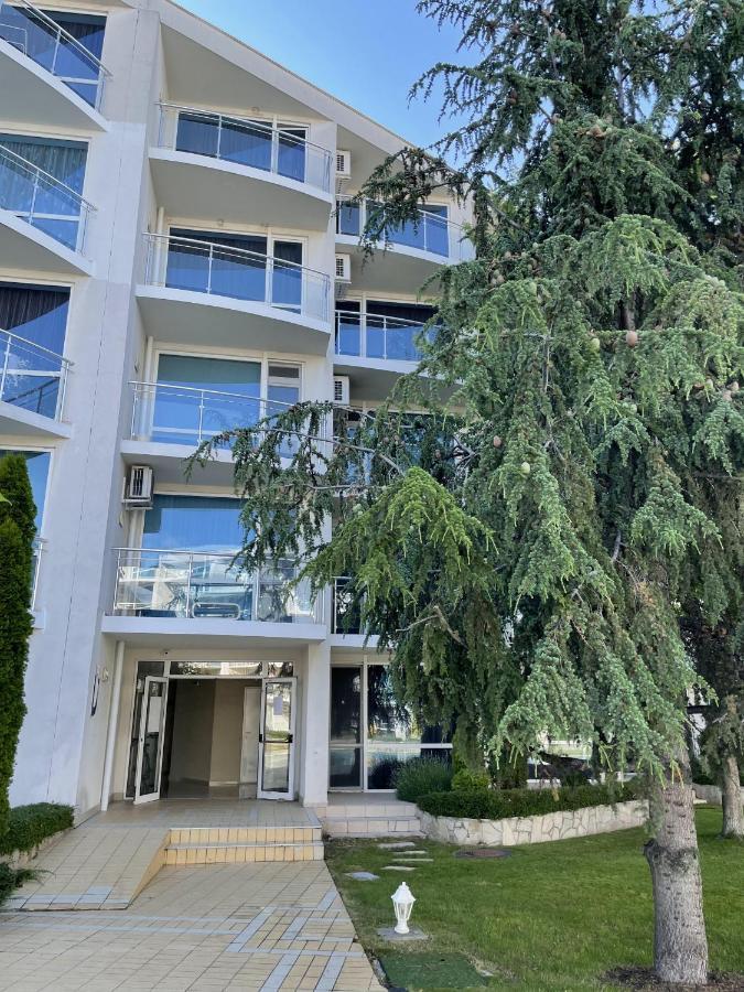 Day Dream Apartment Burgas Bagian luar foto