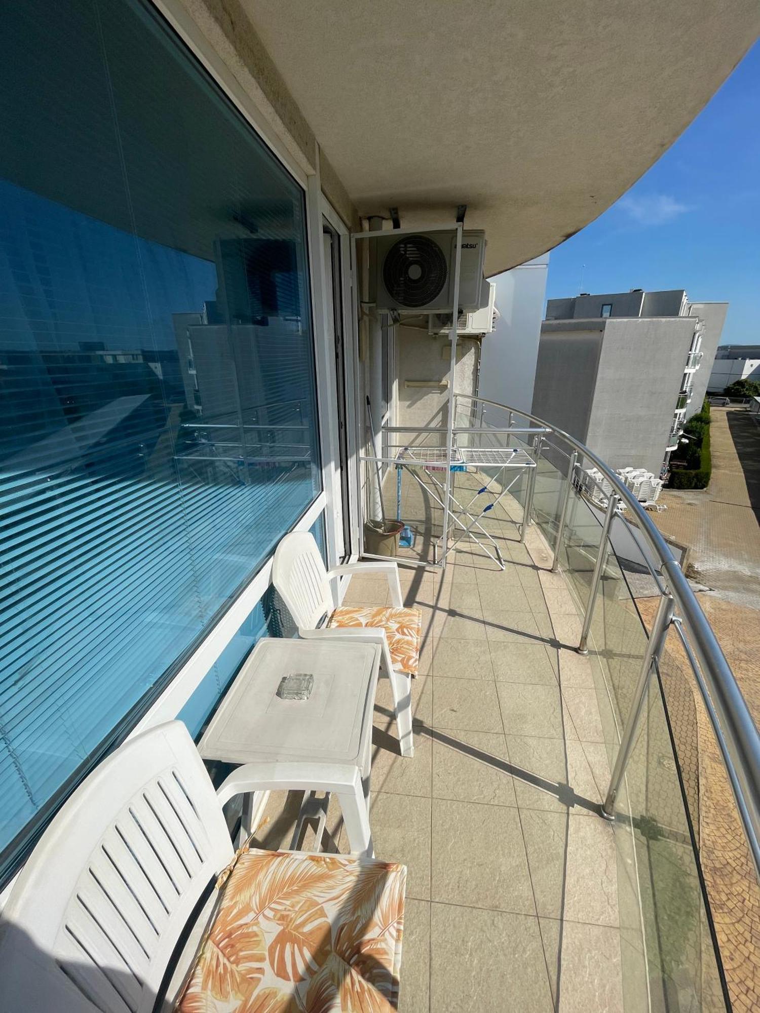 Day Dream Apartment Burgas Bagian luar foto